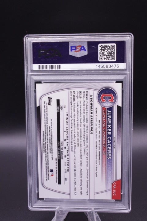 2025 Bowman Chrome Juneiker Caceres 1st Refractor Auto 004/499 #CPA-JUC PSA 9 view 2