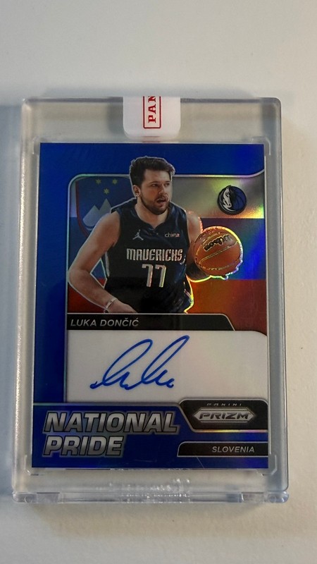 2021-22 Chronicles Prizm #NPS-LKD Luka Doncic national pride auto prizm