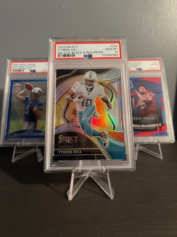 2023 Panini Select Club Level Tyreek Hill #209 Black & Red Prizm Die-Cut PSA 10!
