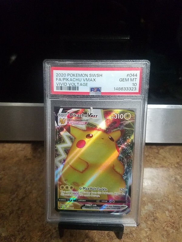 2020 Pokemon Swsh Fa/ Pikachu Vmax Vivid Voltage Psa 10 view 2