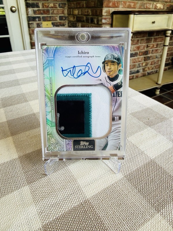 2025 Topps Sterling Ichiro Splendor RARE Jumbo Game Used Mariners Patch Auto /5