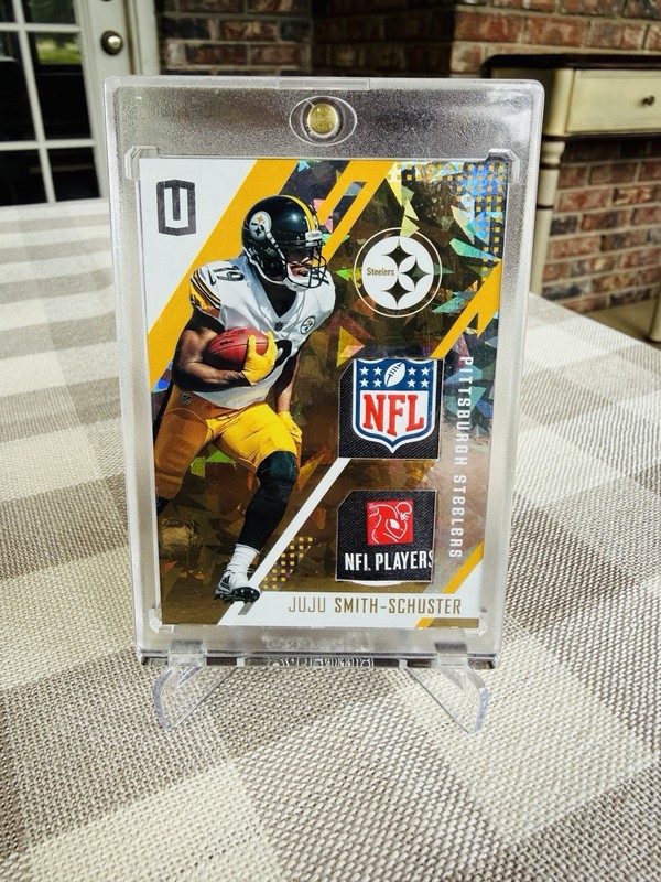 2017 Panini Unparalleled JuJu Smith-Schuster Rookie WORN NFL SHIELD PATCH 1/1 RC