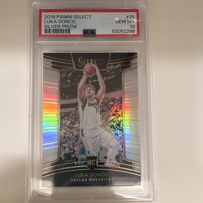 Panini Select 2018-19 Concourse Luka Doncic Silver Prizm RC #25 PSA 10 Mavericks
