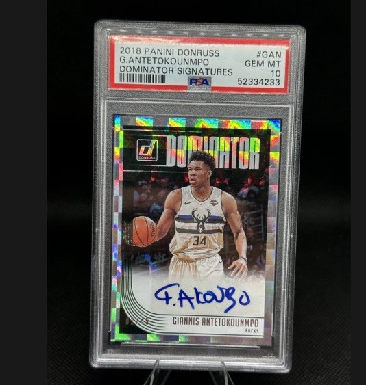 2018-19 Panini Dominator Signatures Giannis Antetokounmpo Auto  /45 PSA 10 Pop 5