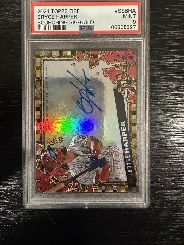 Topps 2021 Fire Scorching Signatures Auto Bryce Harper Gold 10/10 #SS-BHA PSA 9