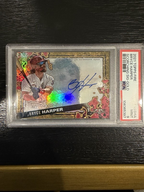 Topps 2021 Fire Scorching Signatures Auto Bryce Harper Gold 10/10 #SS-BHA PSA 9 view 2