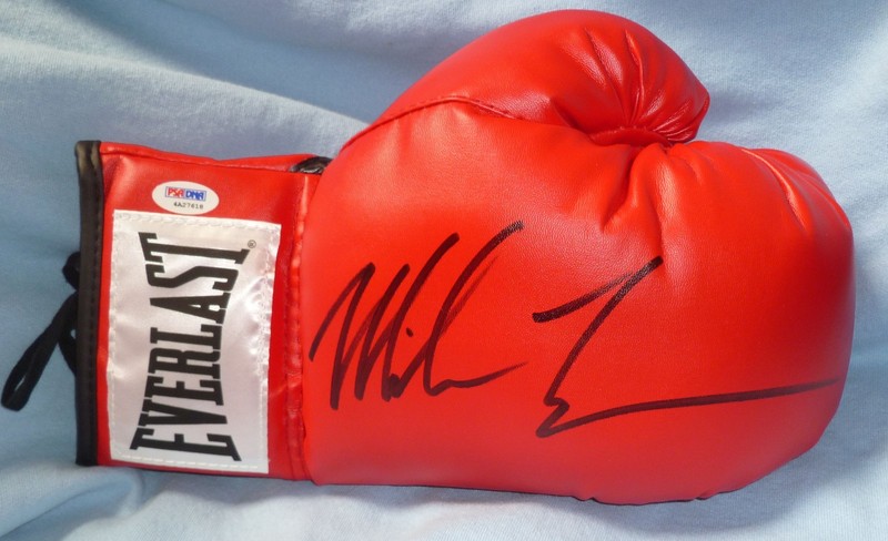 Mike Tyson Signed Everlast Red Boxing Glove PSA/DNA COA Autograph Auto'd Right