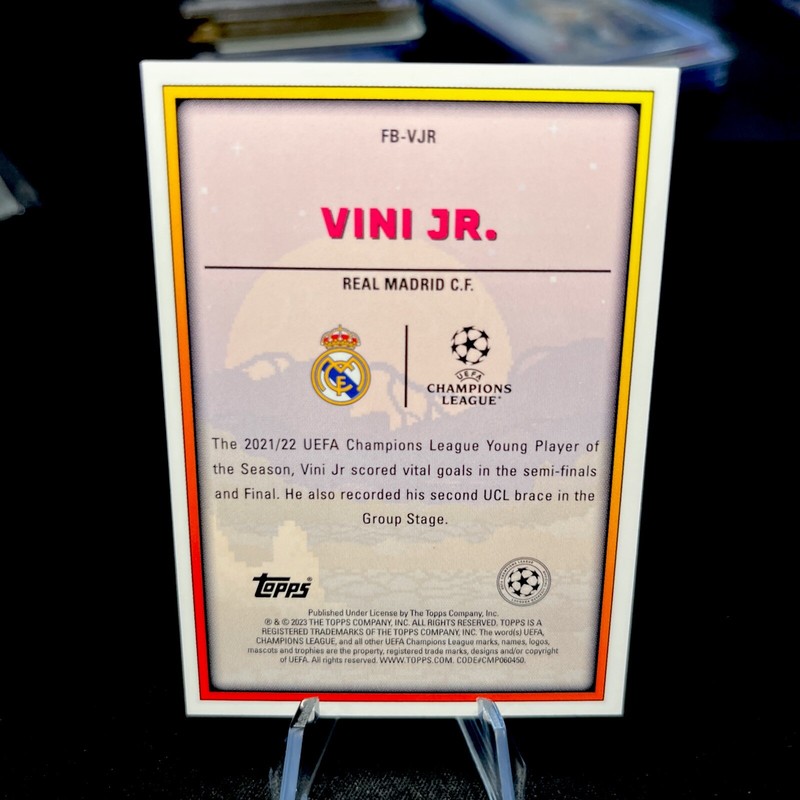 2022-23 Topps Superstars Soccer Vinicius Jr Final Boss Vini Jr #FB-VJR view 2