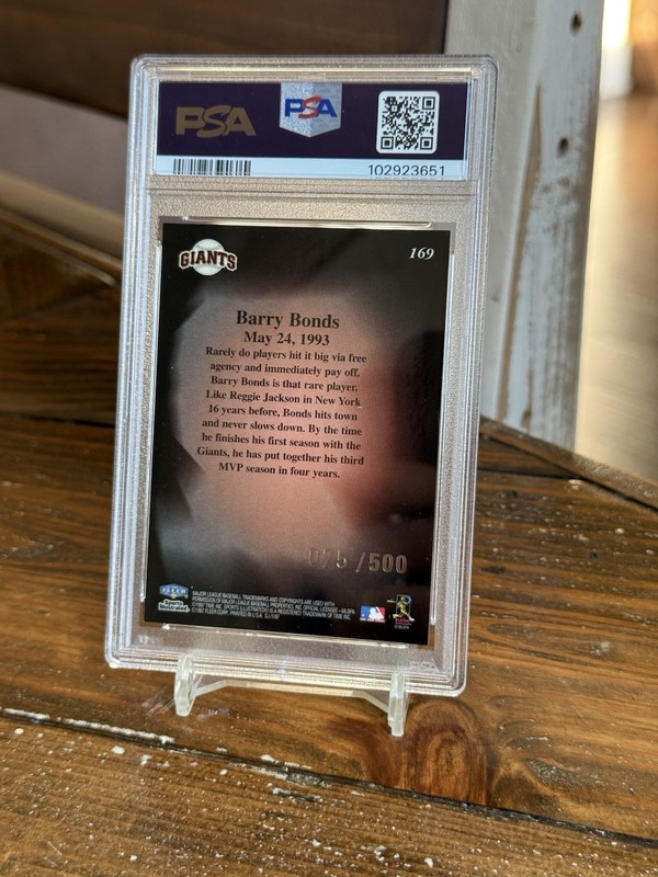 Barry Bonds Baseball Card Serial #75/500 PSA 8 1997 Fleer Extra Edition Holo view 2