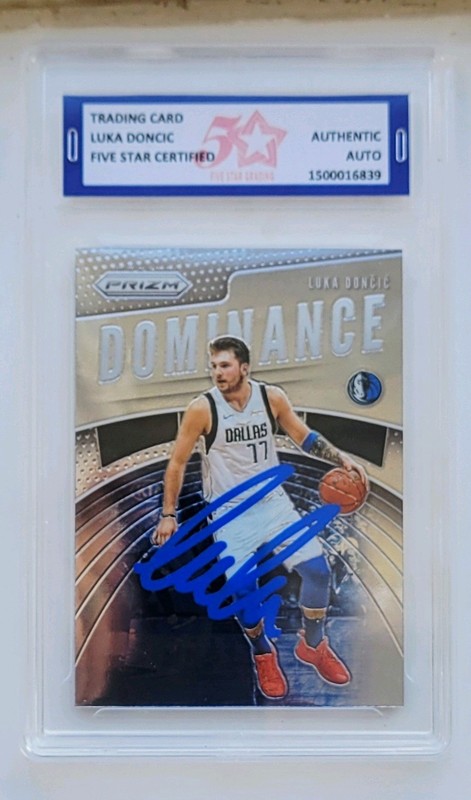 LUKA DONCIC 19-20 PANINI PRIZM BBALL #20 SIGNED AUTO CARD~FIVE STAR COA SLAB view 2