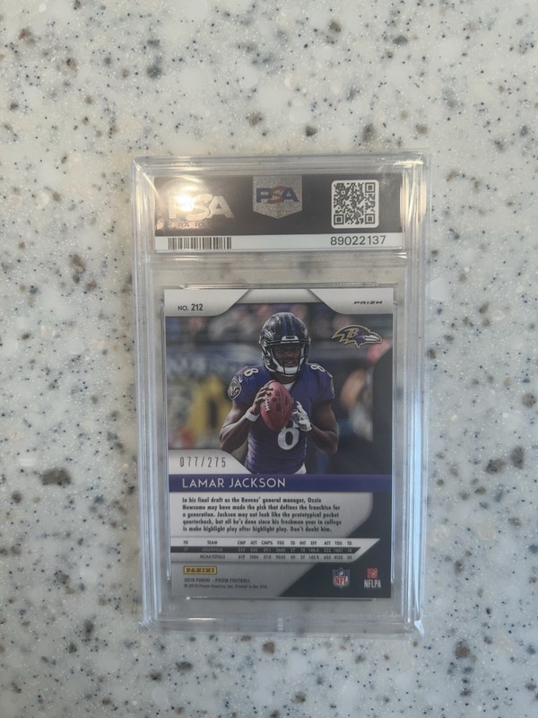 2018 Panini Prizm Lamar Jackson Hyper Prizm #212 /275 Rookie Ravens PSA 9 view 2
