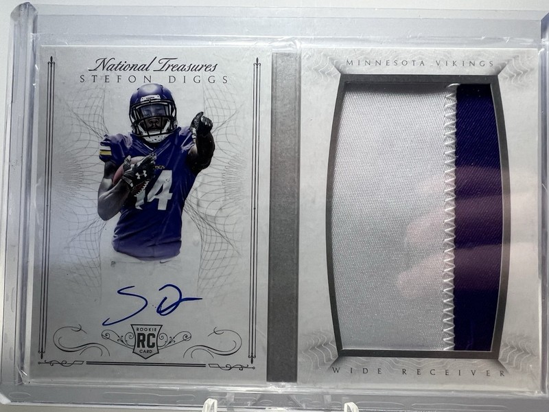 Panini National Treasures 2015 Stefon Diggs Rookie Jumbo Patch Auto /99 Vikings