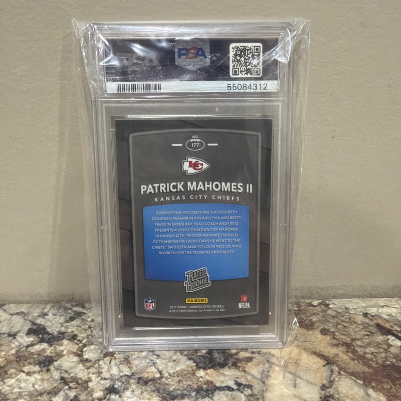 2017 PANINI DONRUSS OPTIC #177 PATRICK MAHOMES II ROOKIE RC PSA 9 view 2