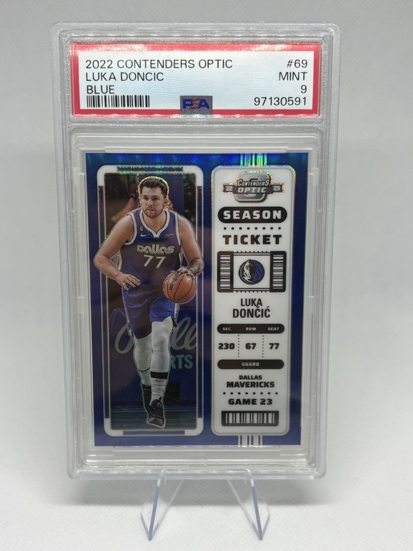2022-23 Contenders Optic - Season Ticket Luka Dončić Blue Prizm /99 PSA 9 