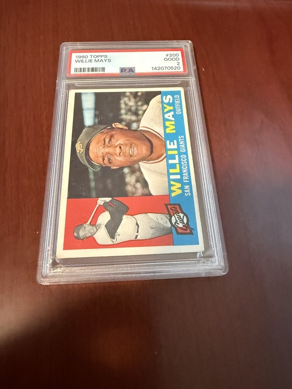 1960 Topps #200 Willie Mays HOF. PSA 2