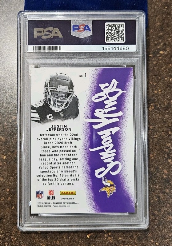 2025 Panini Optic Justin Jefferson Sunday Kings Vikings Case Hit! Psa 9 LOW POP! view 2