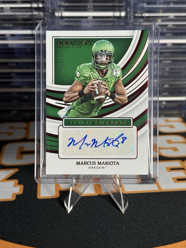 2022 Panini Immaculate Collection Collegiate - Marcus Mariota AUTO Ruby /25