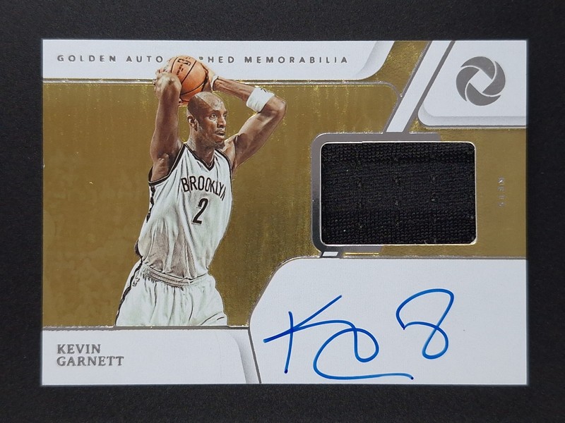 2019-20 Opulence KEVIN GARNETT 8/49 Game-Worn Patch On Card Auto #GAM-KG