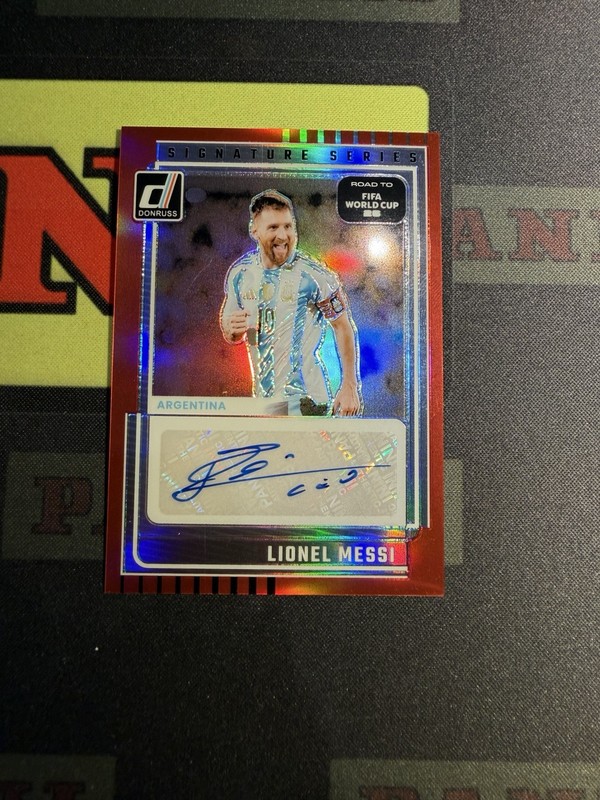 2025-26 Panini Donruss Argentina Lionel Messi Auto Red /49