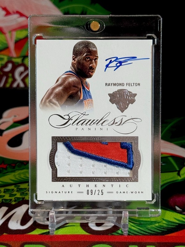 2012-13 Panini Flawless Raymond Felton Patch Auto /25 GAME WORN USED #16