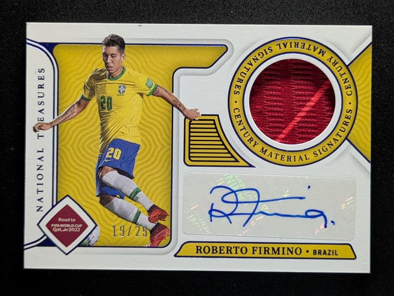 2022 National Treasures ROBERTO FIRMINO 19/25 Match-Worn Patch Auto Sapphire