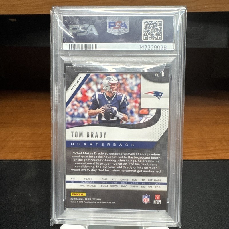 2019 Panini Prizm Tom Brady #18 Red White Blue Prizm PSA 9 view 2