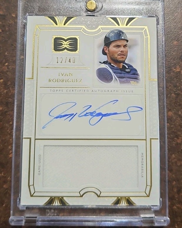 2024 Topps Definitive Ivan Rodriguez Auto 🔥Game Used Jersey Relic Signed /40