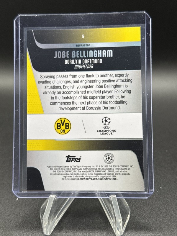 2025-26 Topps Chrome UEFA Jobe Bellingham Refractor Rookie #5 view 2