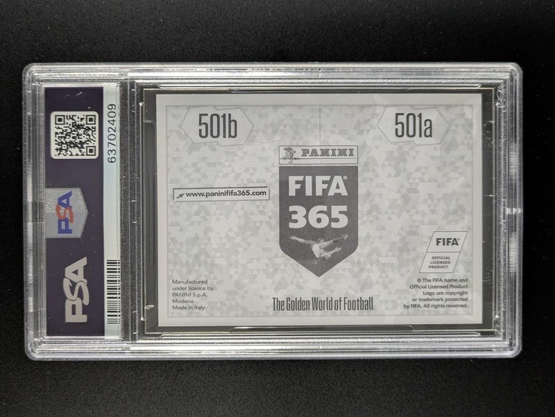 2017-18 Panini FIFA 365 LIONEL MESSI / CRISTIANO RONALDO #501a/501b PSA 10 view 2