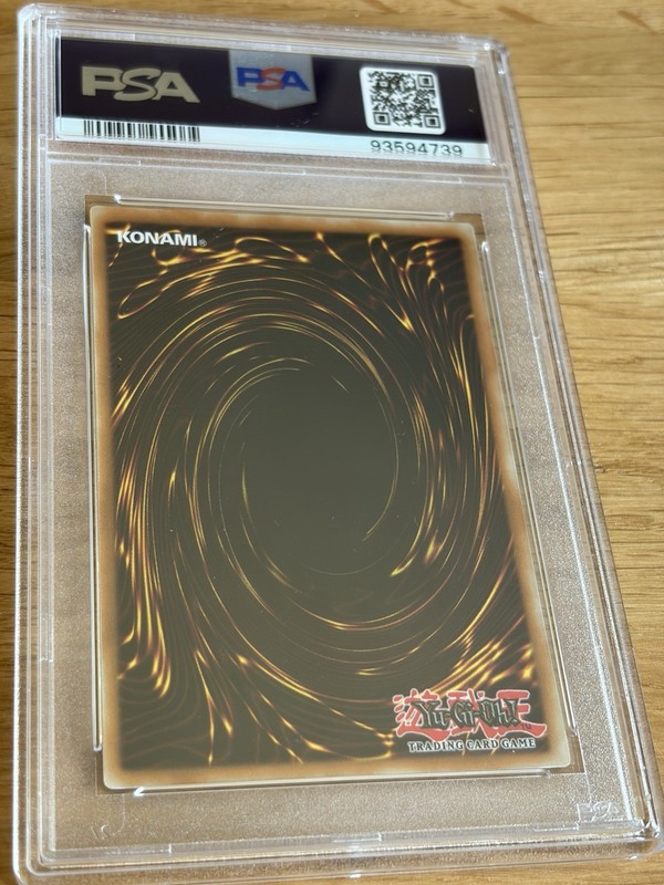 2007 Yugioh Elemental Hero Bubbleman YSDJ-EN017 Super Rare 1st Edition PSA 8 view 2