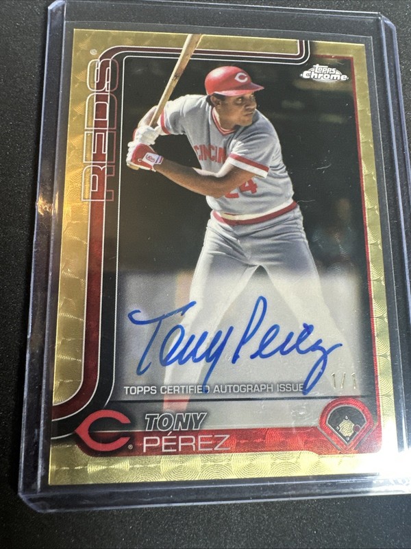 Tony Perez 2025 Topps Chrome Update #CLA-TP Legends Auto 1/1 Superfractor Reds view 2