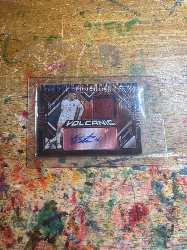 2021-22 Panini Obsidian - Volcanic Material Signatures Pedri #VM-PRI Electric...