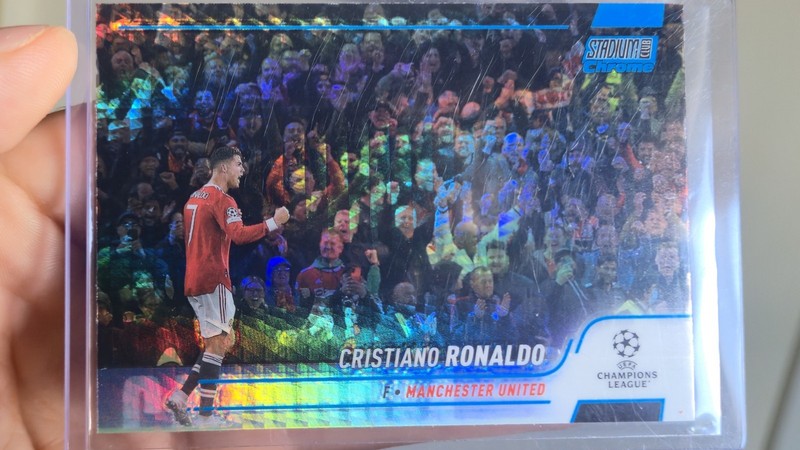 2021-22 Topps Stadium Club Chrome UCL Cristiano Ronaldo Aqua Wave refractor NM view 2