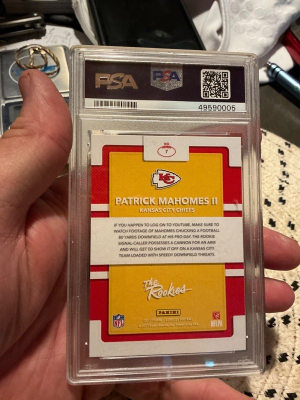 2017 Panini Donruss The Rookies Patrick Mahomes II Rookie #7 PSA 9 Chiefs view 2