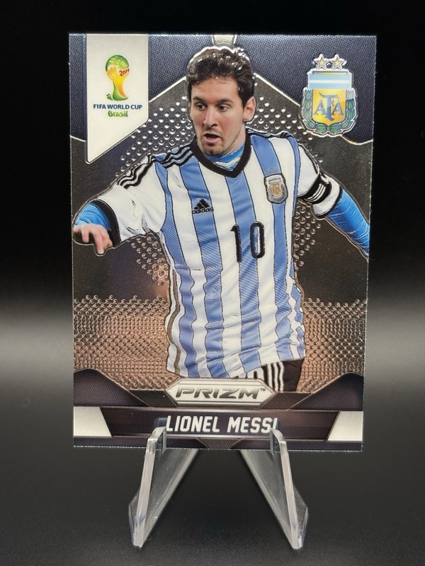 2014 Panini Prizm World Cup Lionel Messi #12 Argentina