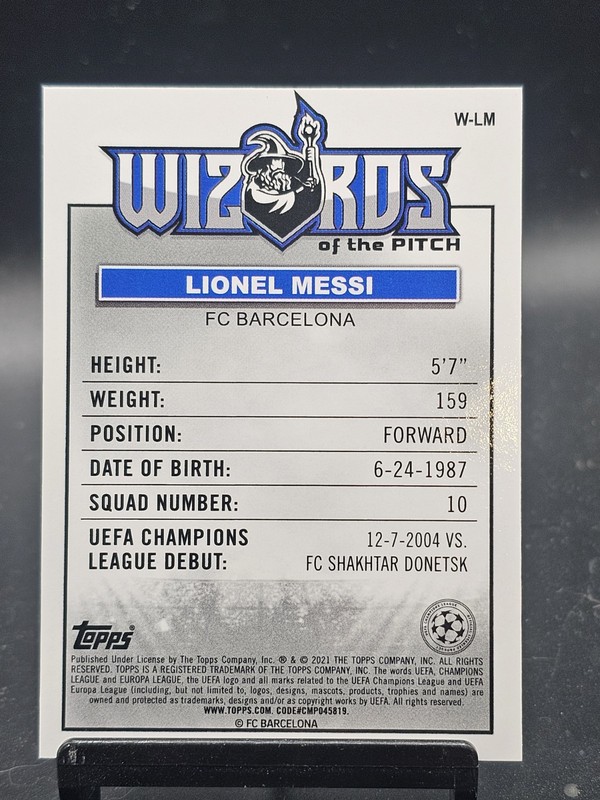 Lionel Messi 2021-22 Topps Merlin Wizards of the Pitch #W-LM view 2