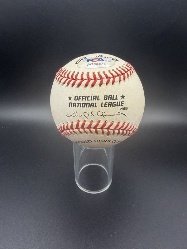 Beautiful Barry Bonds Signed Baseball PSA Certified Autograph view 2