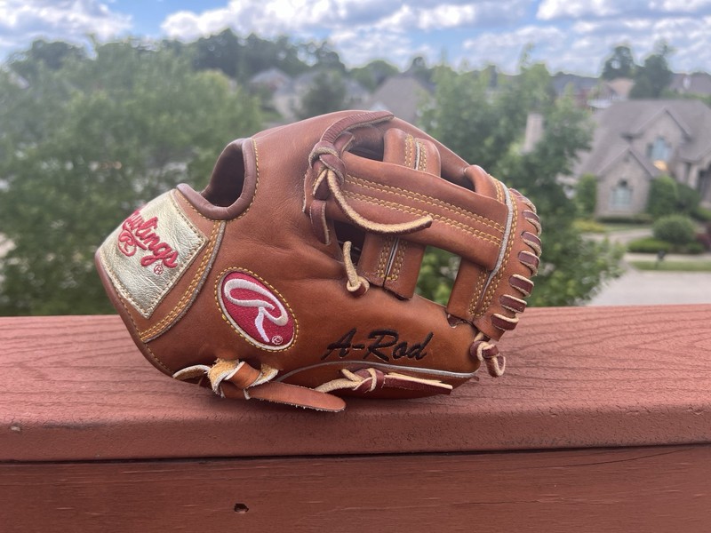 Alex Rodriguez Game Used Trainer Glove Rawlings Gold Glove HOH 9.5β Auto Signed