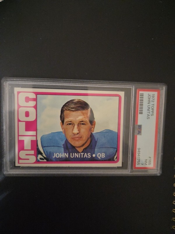 Topps 1972 Johnny Unitas #165 Baltimore Colts NFL PSA 7 Vintage Football Card