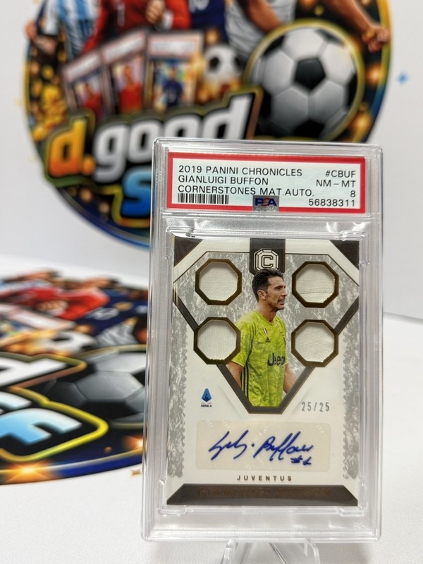 2019 Panini Chronicles Gianluigi Buffon Cornerstones  Auto 25/25 1/1  auto patch