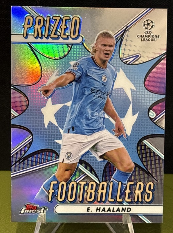 Erling Haaland 2022-23 Topps Finest UEFA Prized Footballers PF-15 Refractor