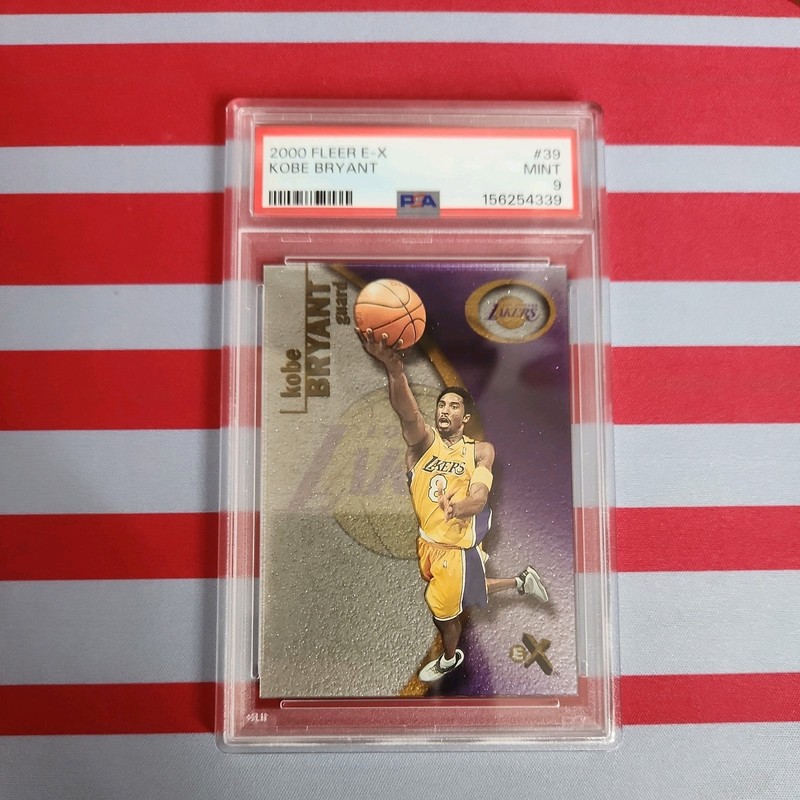 Kobe Bryant 2000-01 Fleer E-X EX #39 Basketball Card NBA Graded Mint PSA 9