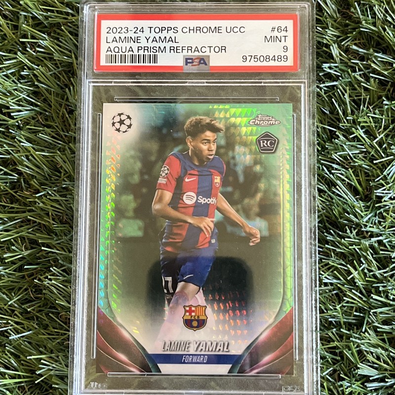 2023-24 Topps Chrome UCC - Lamine Yamal #64 Aqua Prism Refractor RC