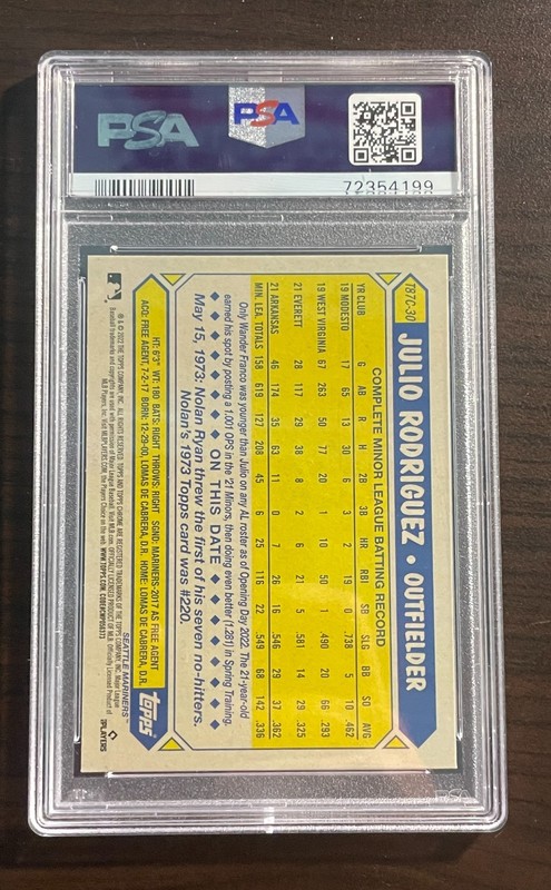 2022 Topps Update Silver Pack Julio Rodriguez Mojo Rookie PSA 10 Mariners RC view 2