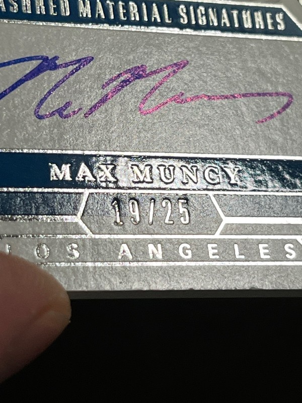 MAX MUNCY 2019 National Treasures Material Signature Patch AUTO /25 Card #TMS-MM view 2
