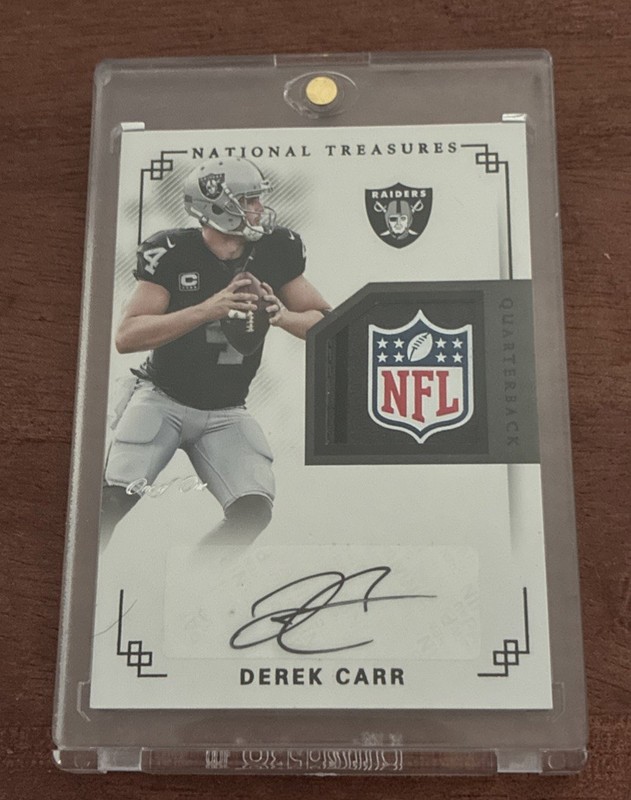 2017 Panini National Treasures Derek Carr Autographed 1/1