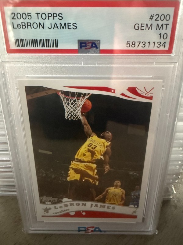 2005 Topps #200 LeBron James PSA 10 Cleveland Cavs
