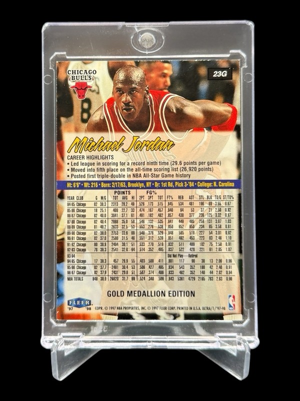 1997 Fleer Ultra MICHAEL JORDAN GOLD MEDALLION SSP VARIATION #23G🔥ULTRA RARE🔥 view 2
