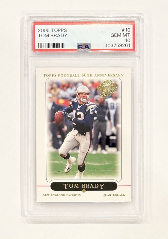 2005 Topps #10 Tom Brady PSA 10 Gem Mint New England Patriots