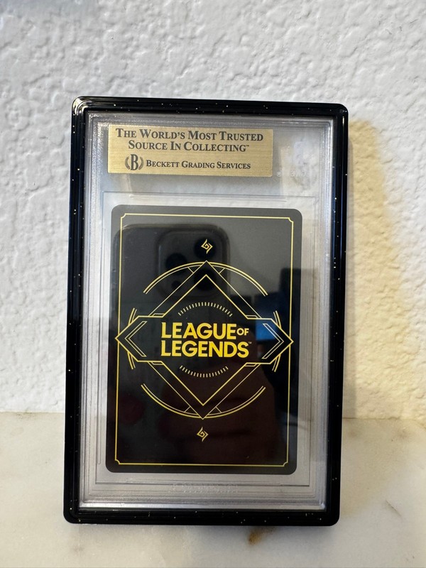 BGS Black with Gold Glitter Bumper Slab Guard - BGS 10 BGS BLACK LABEL PRISTINE view 2